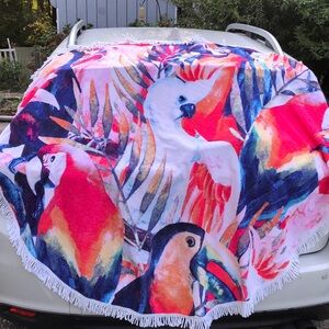 Circle towel with tropical parrots and palms